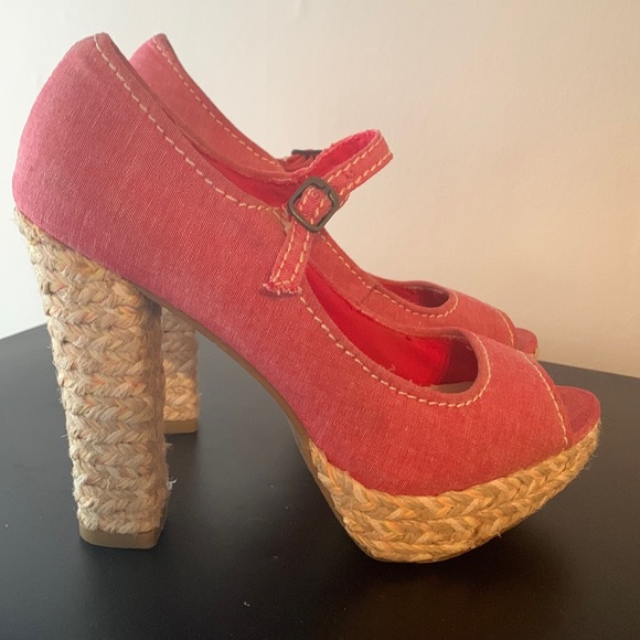 American Rag used summer high heels size 6 - Picture 1 of 8